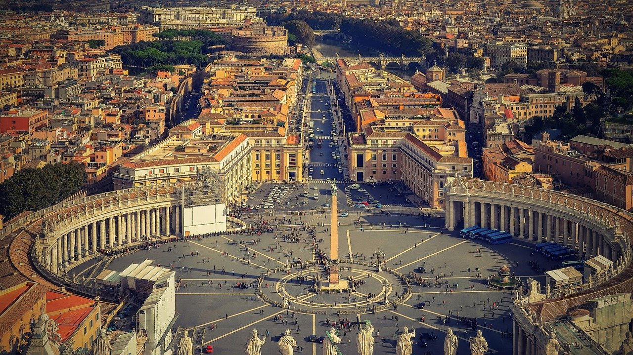 Le Vatican de l’église catholique, plus qu’une religion mais une grande histoire religieuse